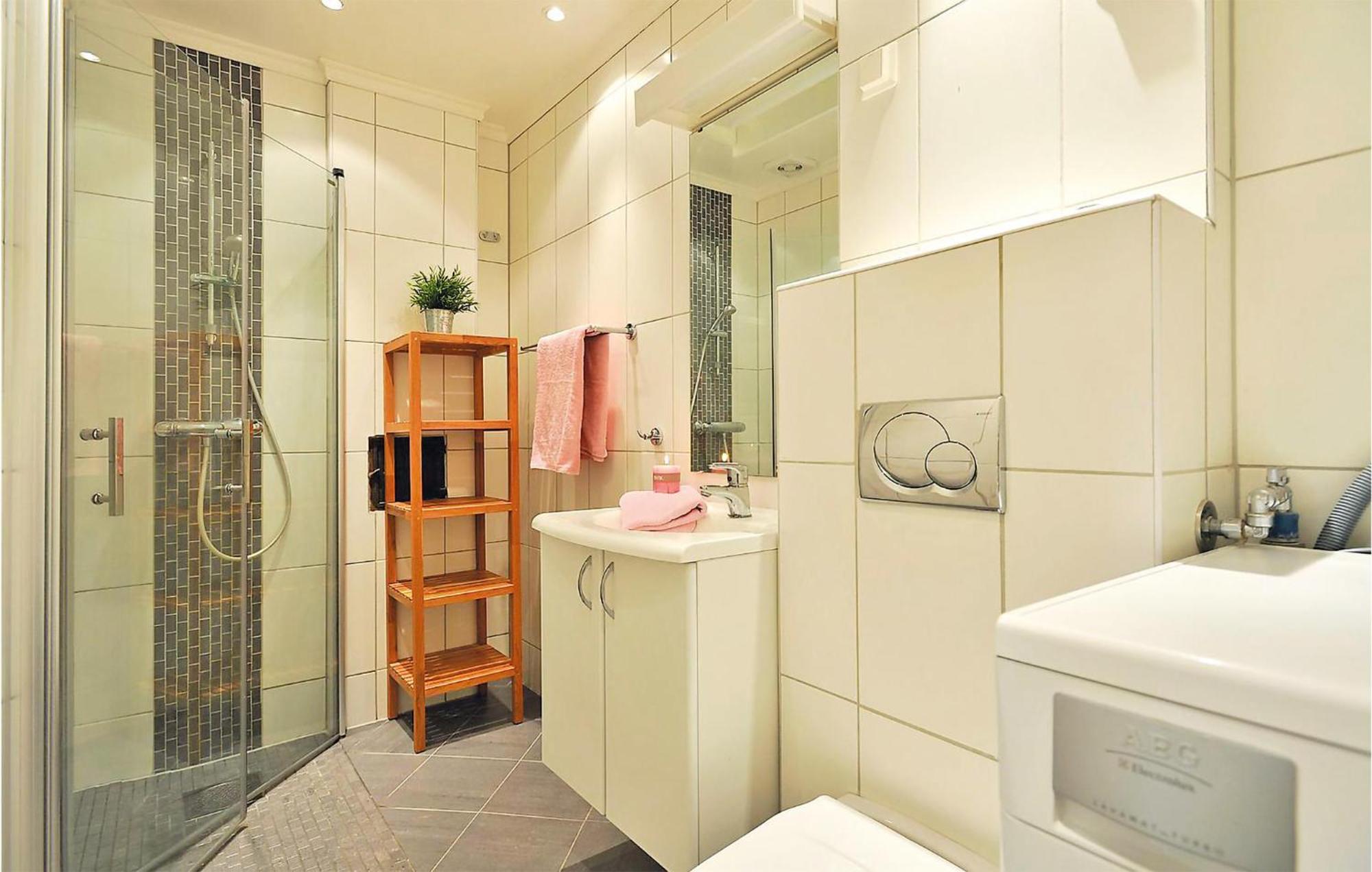 Cozy Apartment In Straumsgrend With Kitchen Bergen Dış mekan fotoğraf
